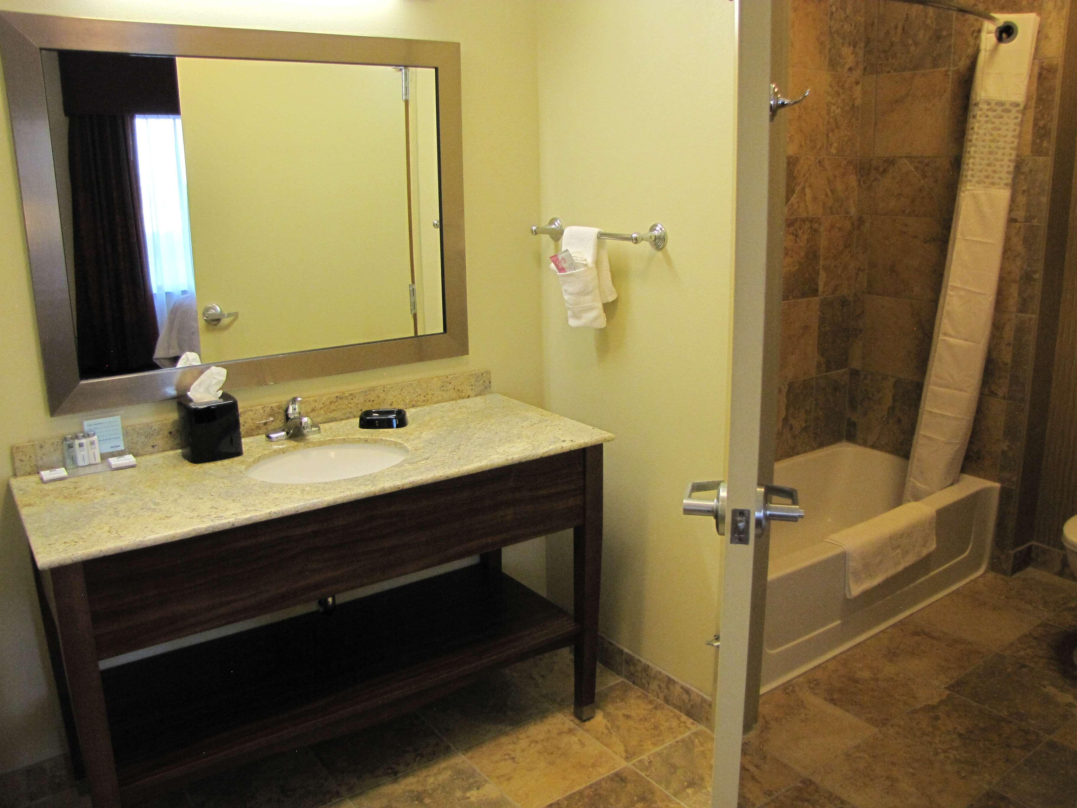 Hampton Inn & Suites Jamestown Zewnętrze zdjęcie