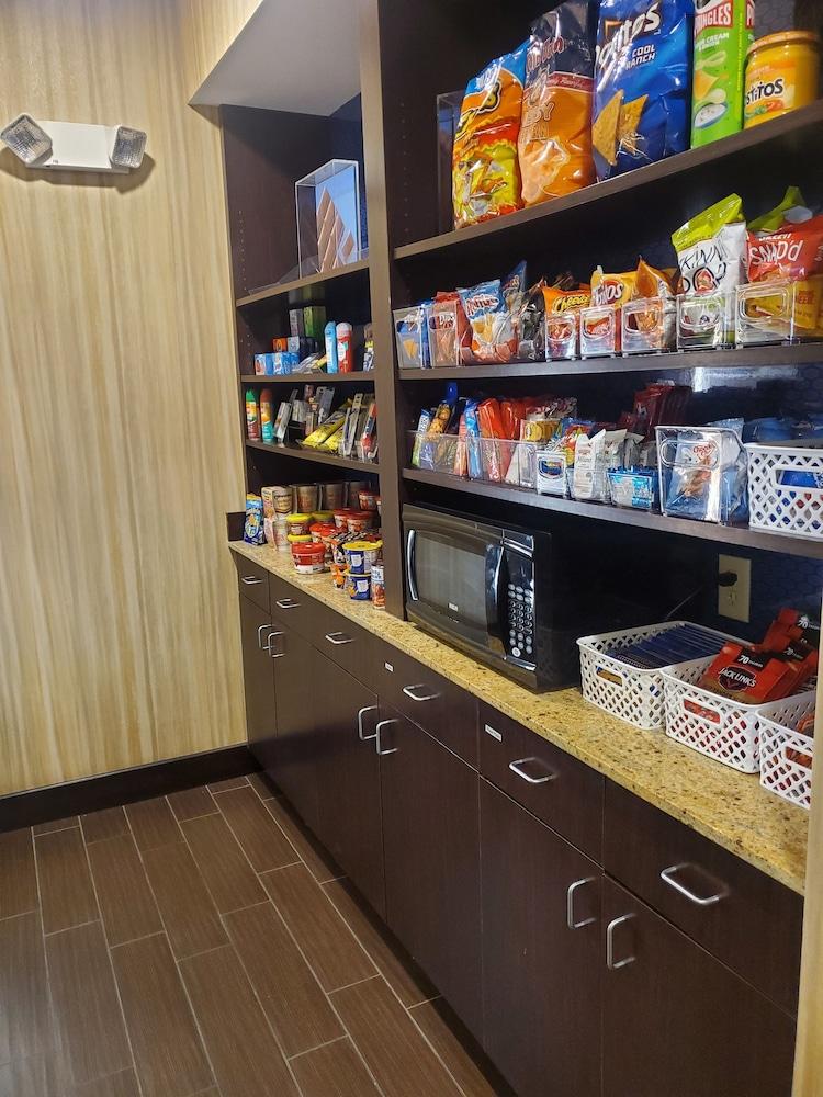 Hampton Inn & Suites Jamestown Zewnętrze zdjęcie